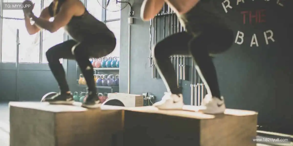 🎮 实时弹幕,互动不停!边看边聊,你的声音让直播更有温度!